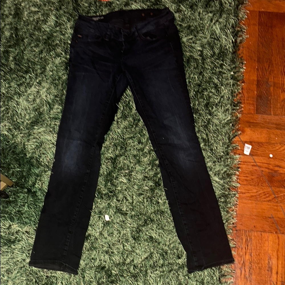 Chic Dark Denim Jeans